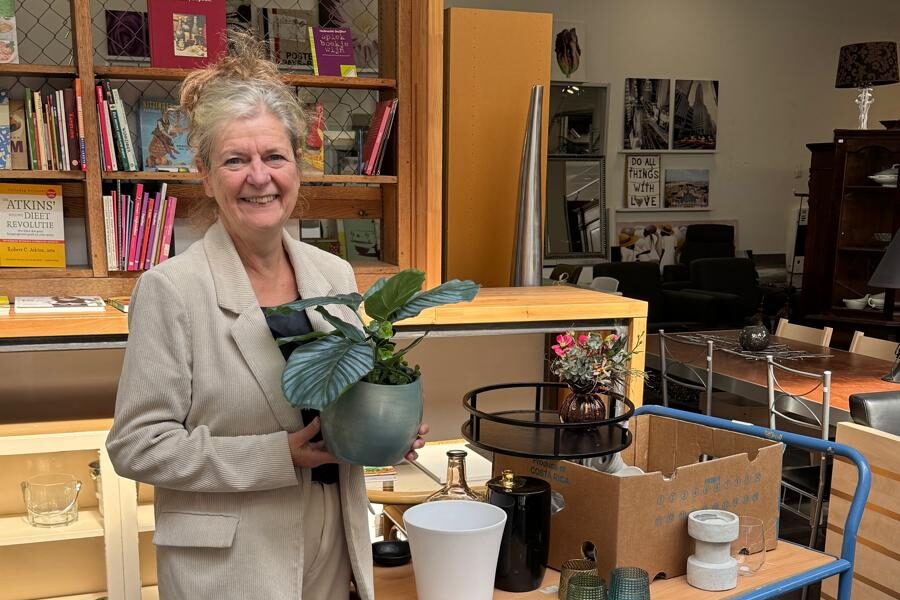 Wilma Voortman - Gemeente Zwolle kringloop: Stichting Kringloop Zwolle wint aanbesteding voor herbruikbare goederen